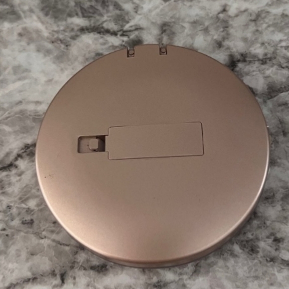 Bobbi Brown Makeup Light Up Compact Mirror By Bobbi Brown 15